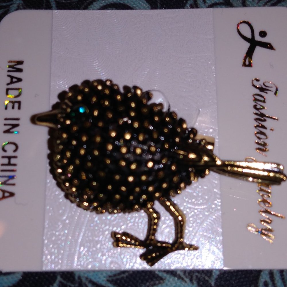 ✨ Golden Bird pin - Picture 2 of 2
